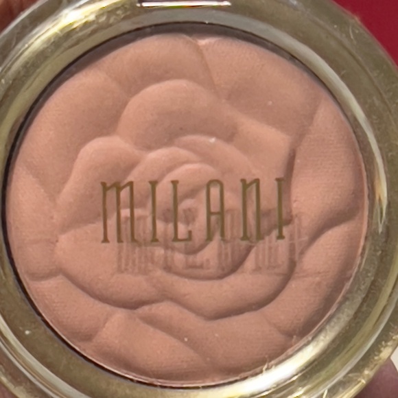 Estée Lauder Makeup & Samples Christmas red Travel Bag 2022 - Picture 11 of 16